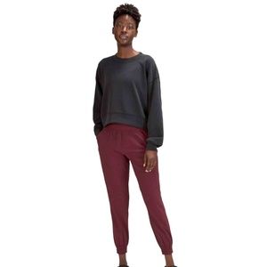 LULULEMON Perfectly Oversized Cropped Crew *Softstreme, Size 10, Black